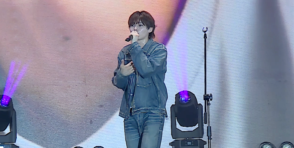 Big Bang Festival 2025で歌うYOSUKE